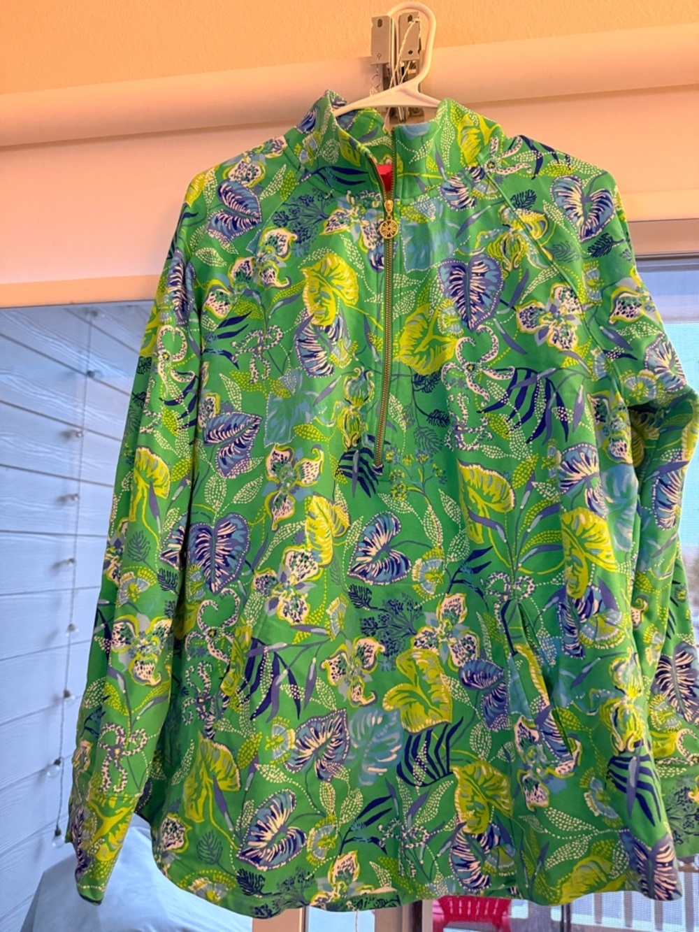 Lilly Pulitzer Popover - EUC - beautiful print!